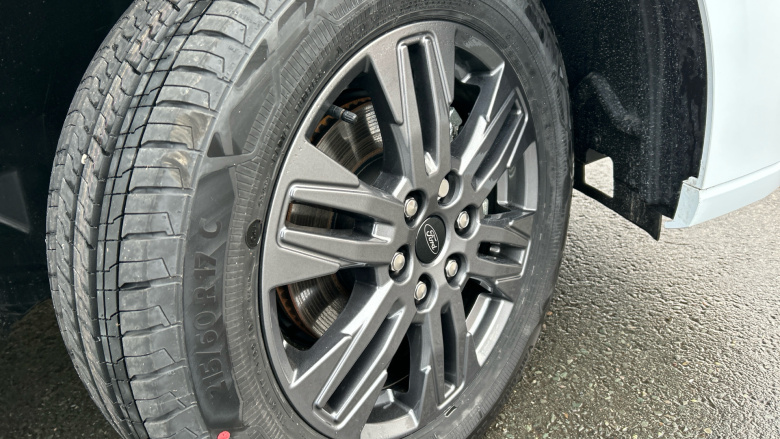 Ford Tourneo Custom 320 L1 Diesel Fwd 2.0 EcoBlue 136ps H1 Titanium 8 seater Auto